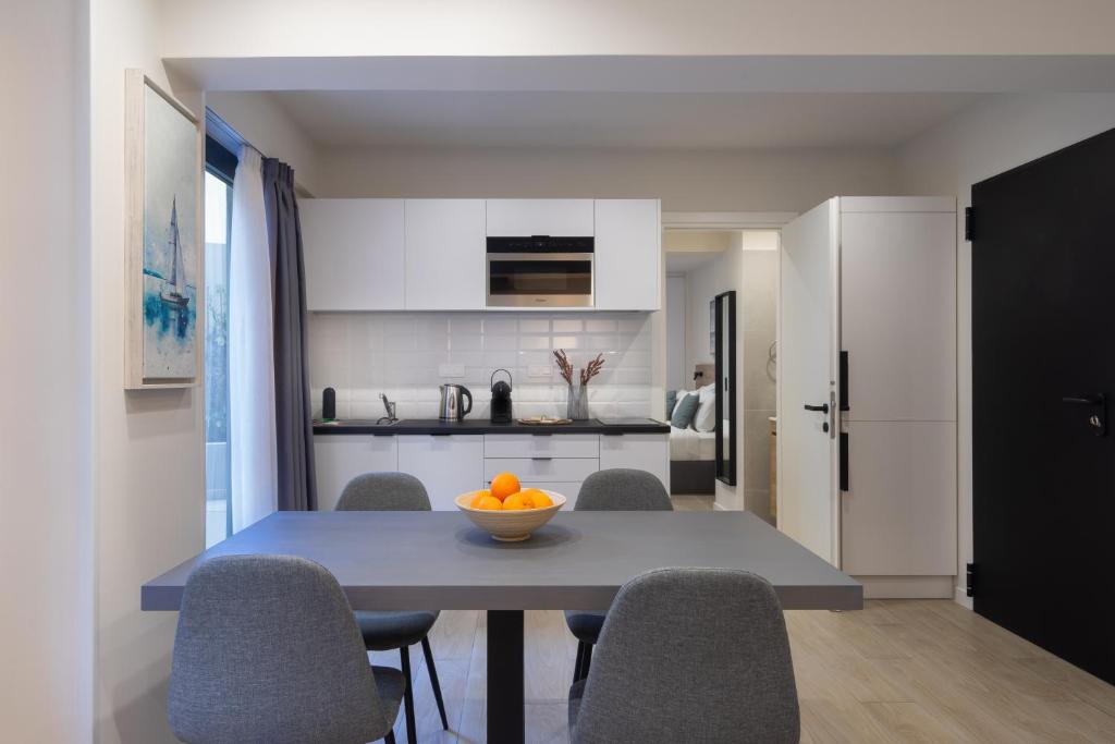 Hestia - Alexandras 38 - Appartement Met Uitzicht Op De Tuin