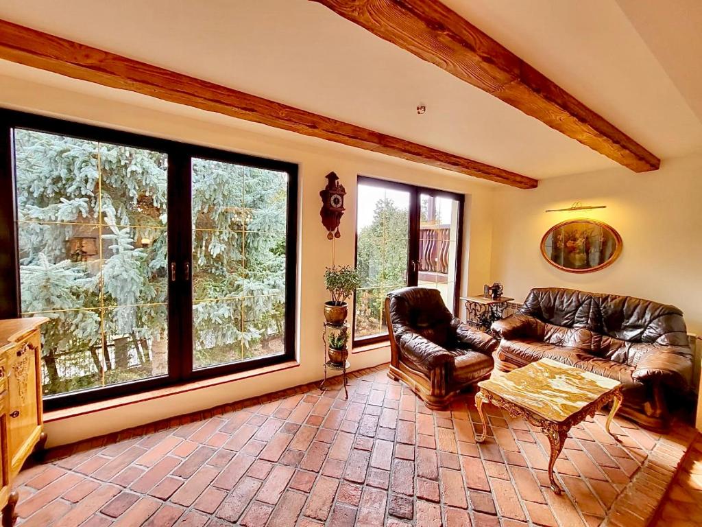 Cracow. Villa Cherubin Garden - Four-Bedroom Villa