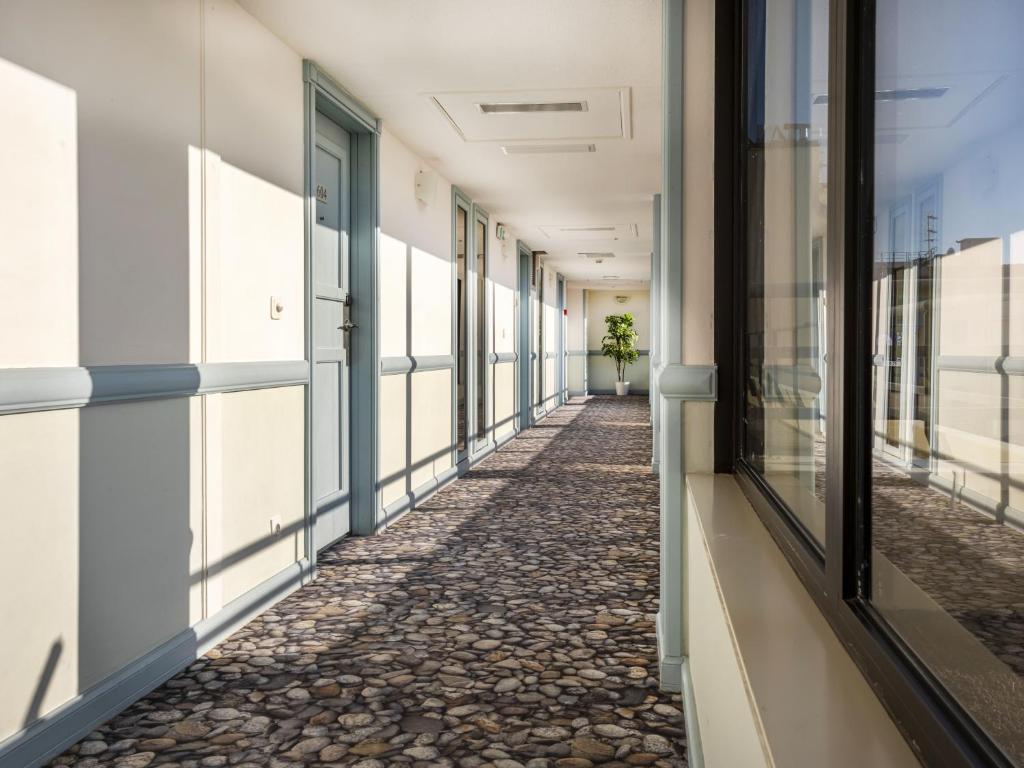 Hotel Nice Riviera - Resim 19