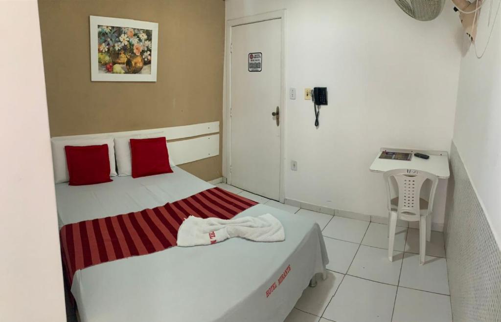 Postel nebo postele na pokoji v ubytování Hotel Mirante B
