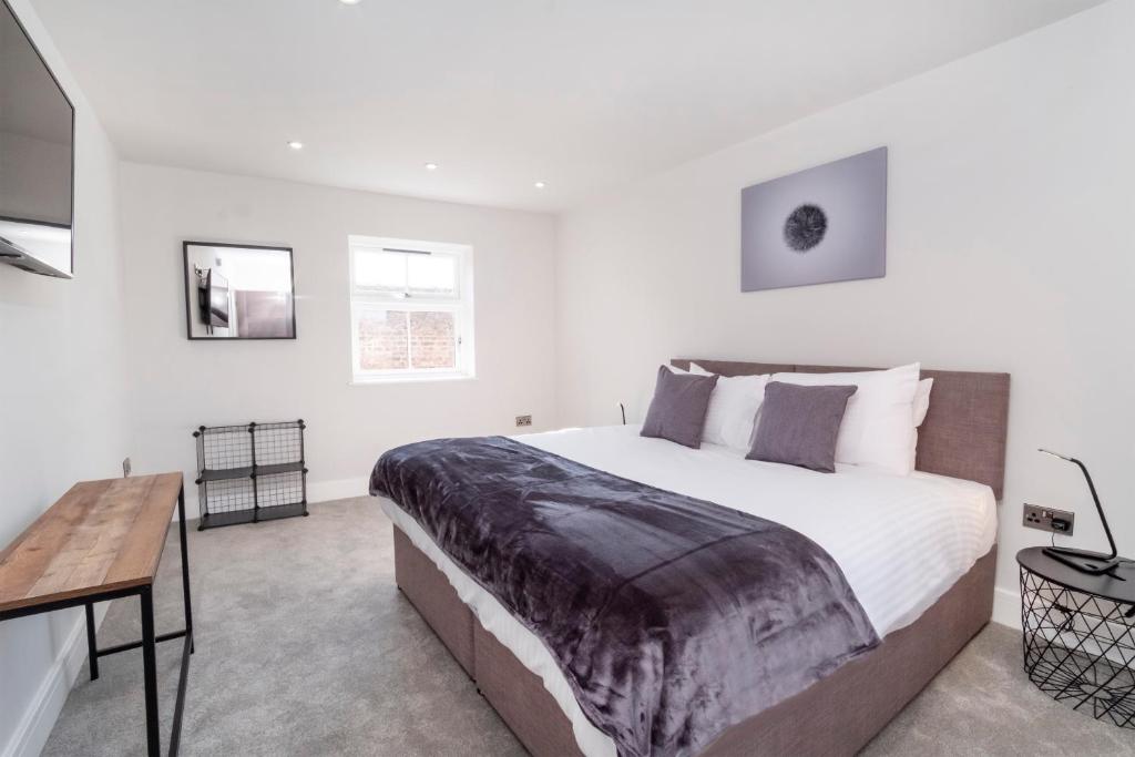 The Old Hotel - Three Bedroom First Floor Apartment