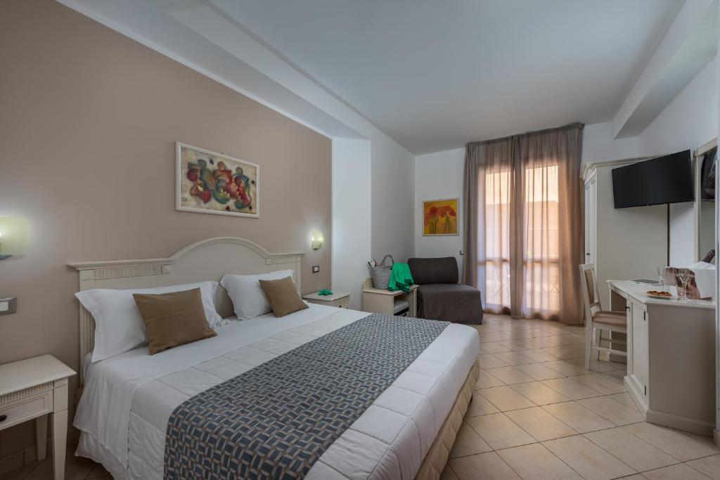 Helios Hotel - Tweepersoonskamer Met Extra Bed