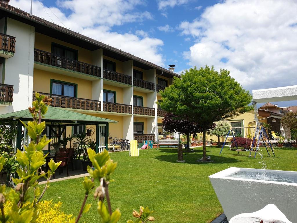 Zahrada ubytování Hotel Garni Hutter