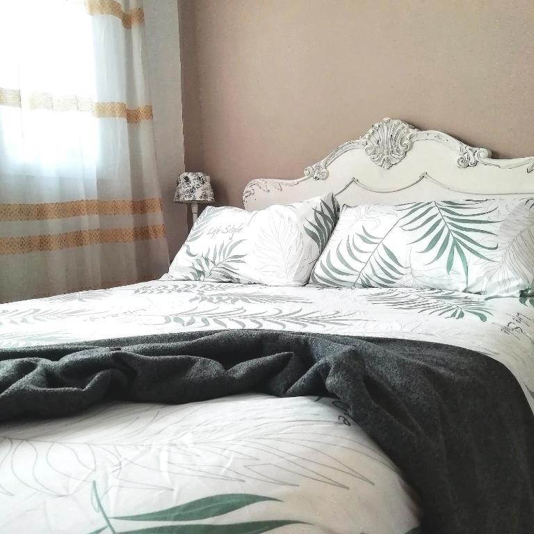 Łóżko lub łóżka w pokoju w obiekcie Casas Rurales Los Marqueses