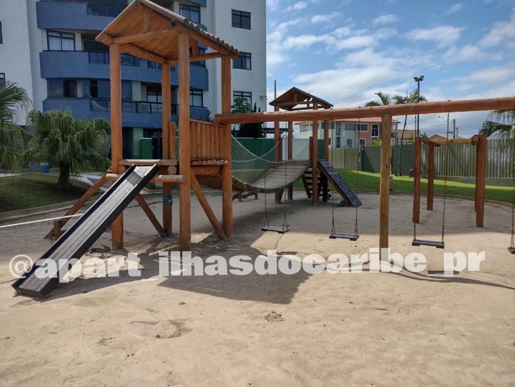 Herní místnost nebo prostor pro děti v ubytování Apto Cond Ilhas do Caribe - Pr - Beira Mar
