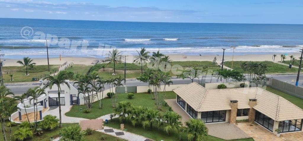 Foto dalla galleria di Apto Cond Ilhas do Caribe - Pr - Beira Mar a Matinhos