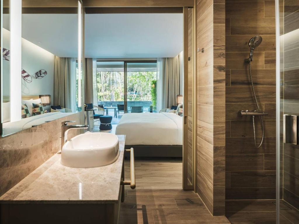 Avani Plus Khao Lak Resort - 9