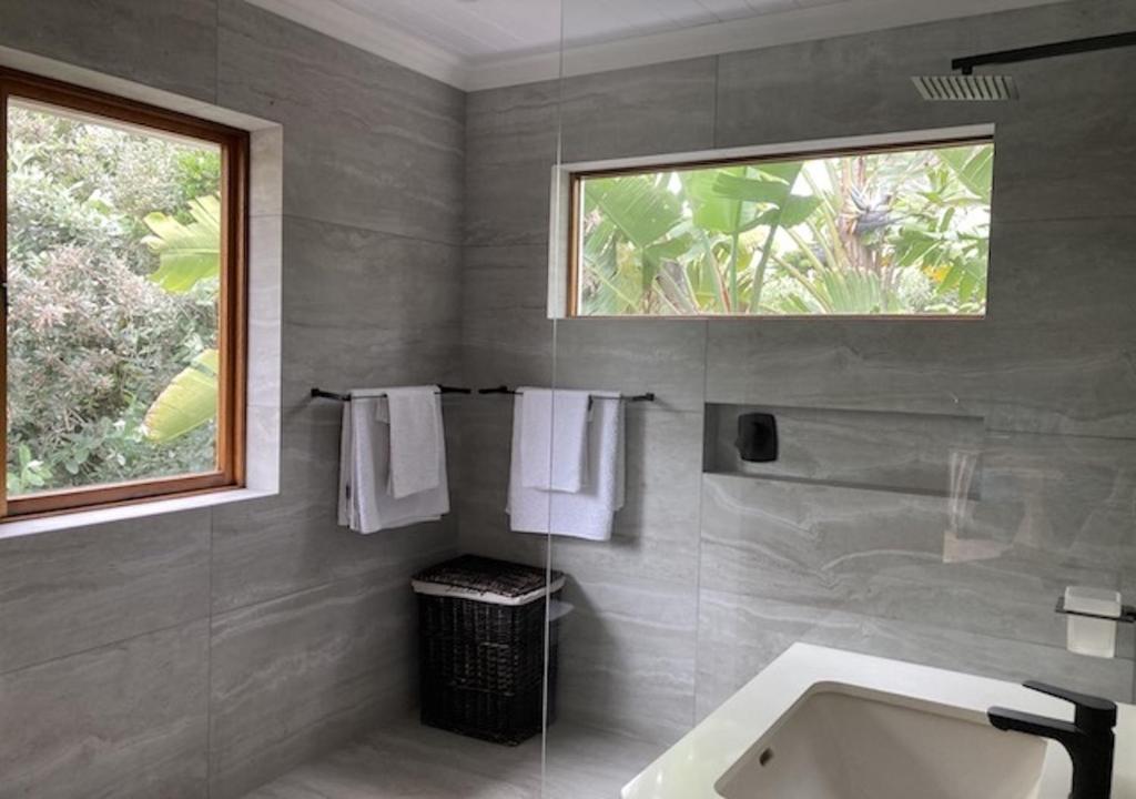 Aquarius Beach House - Image 8