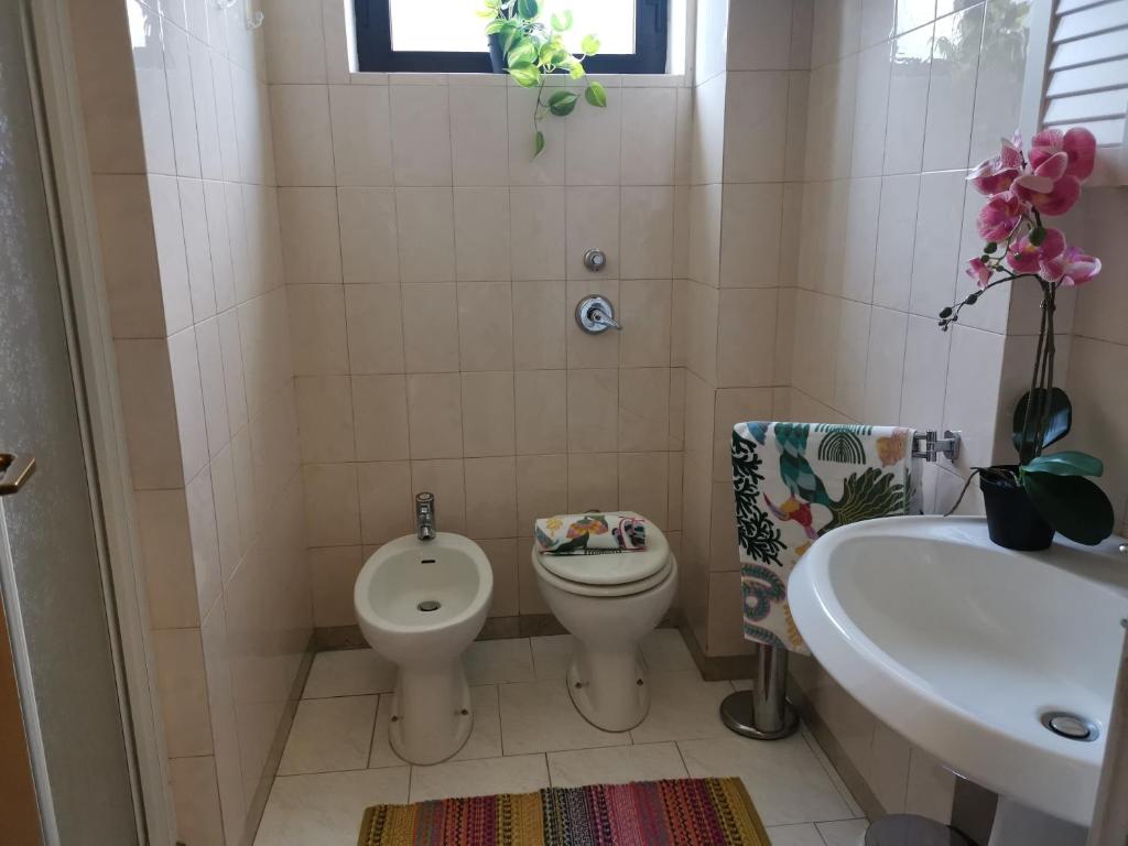 Łazienka w obiekcie BNBOOK-Passirana Studio