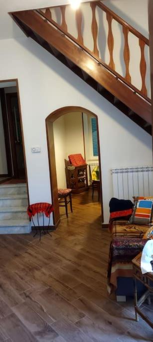 Posedenie v ubytovaní G-House