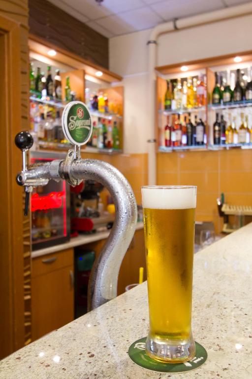 Six Inn Hotel Budapest - Resim 40