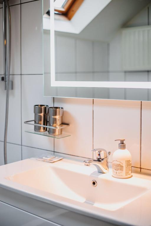 Super central in Brussels - Resim 38