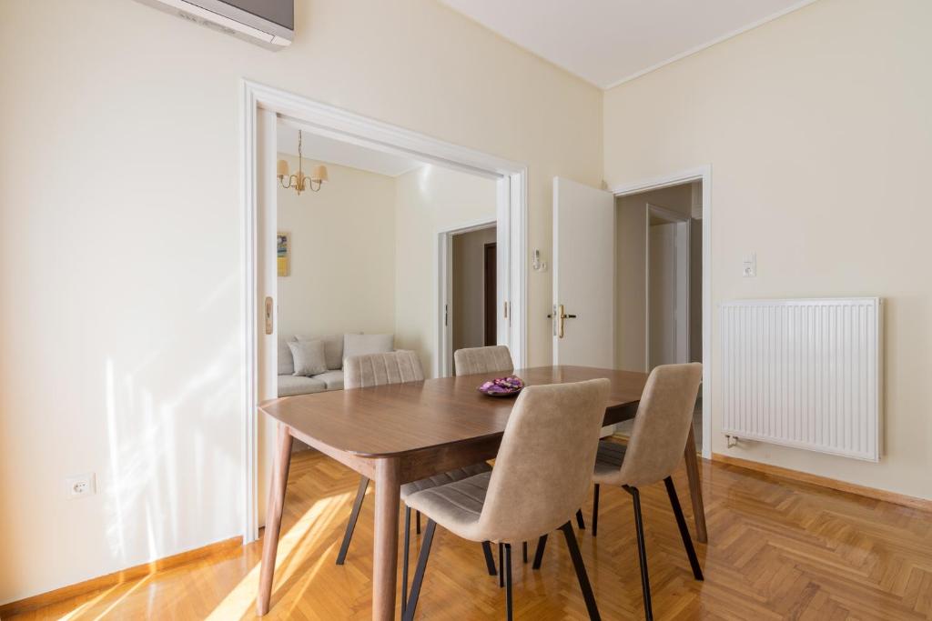 Fotografia z galérie ubytovania Minimal 2 bedroom apt near the Athens Concert Hall v Aténach