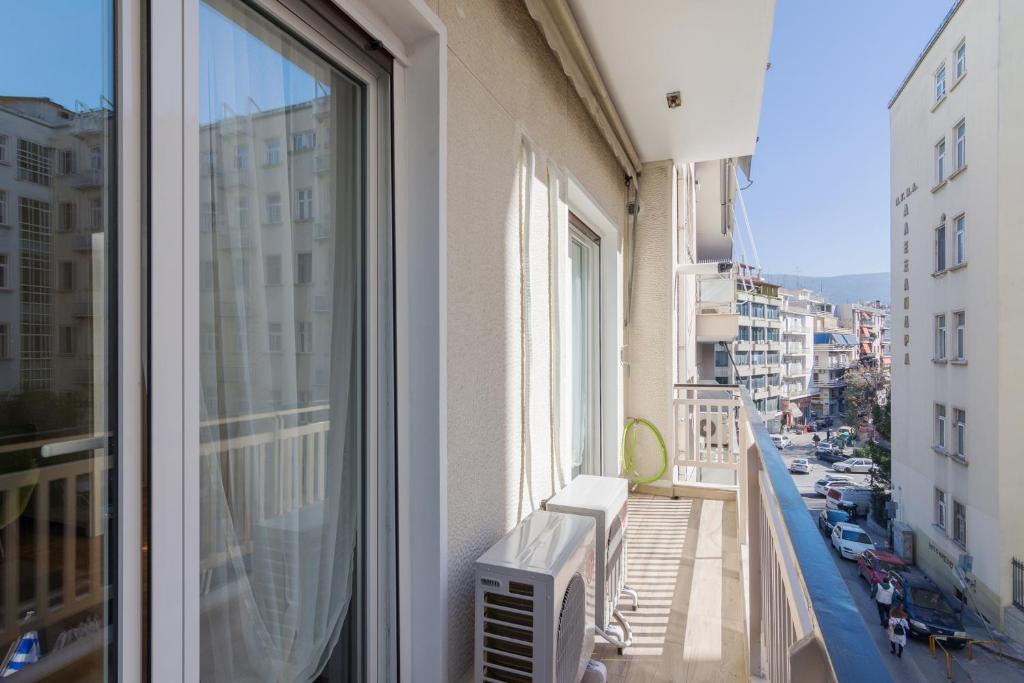 Fotografia z galérie ubytovania Minimal 2 bedroom apt near the Athens Concert Hall v Aténach