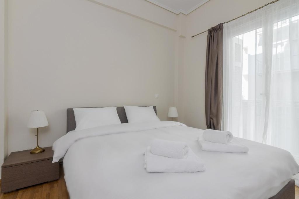 Fotografia z galérie ubytovania Minimal 2 bedroom apt near the Athens Concert Hall v Aténach