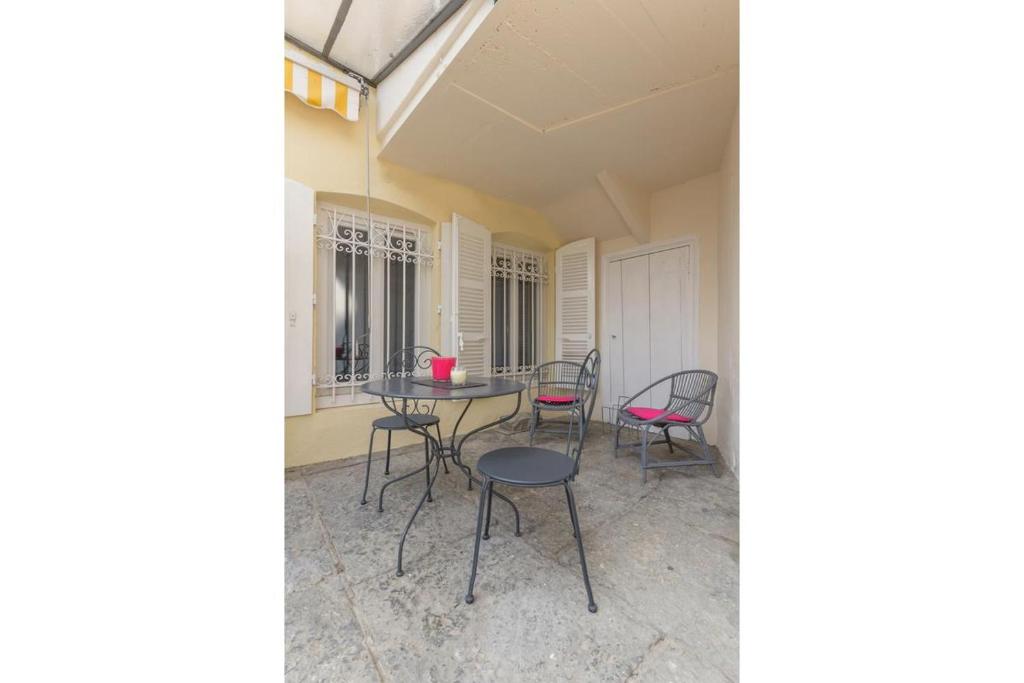Patio nebo venkovní prostory v ubytování Les Hortensias
