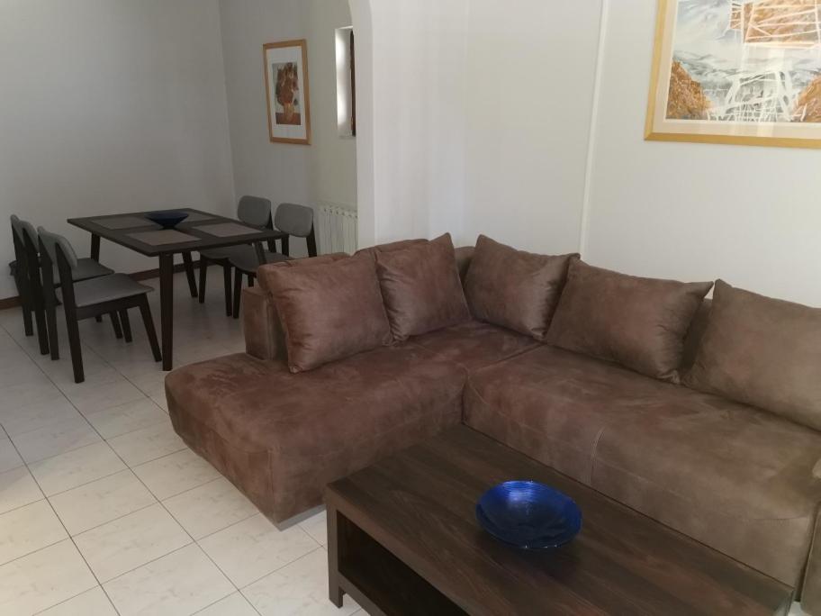 Istumisnurk majutusasutuses Apartmani i sobe Goca