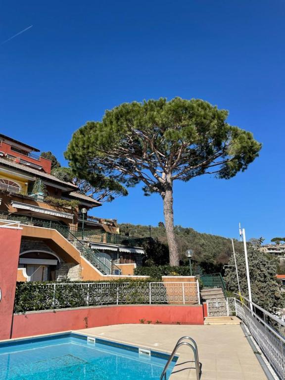 Basen w obiekcie Portofino Est Residence lub w pobliżu