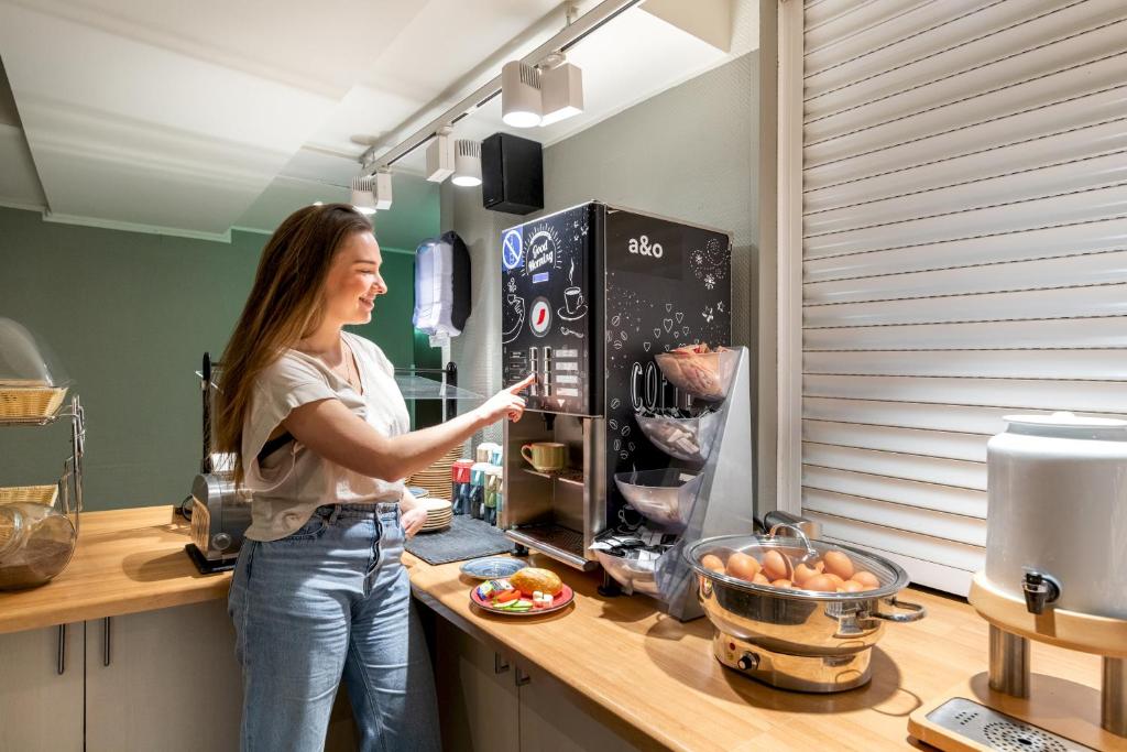 a&o Hamburg Hammer Kirche - Resim 24