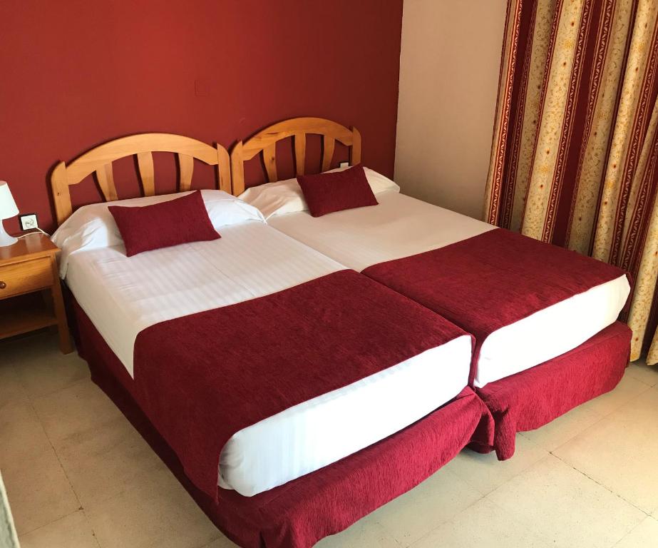 Hotel JM Jardin de la Reina, Torre de la Reina – Updated 2023 ...