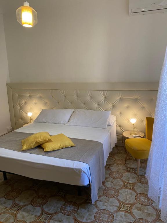 Postel nebo postele na pokoji v ubytování BIANCA ROOMS