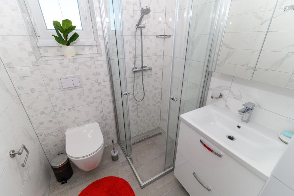 Fotografia z galérie ubytovania Luxury 90 m2 apt w balcony & spectacular sea view v Trogiri