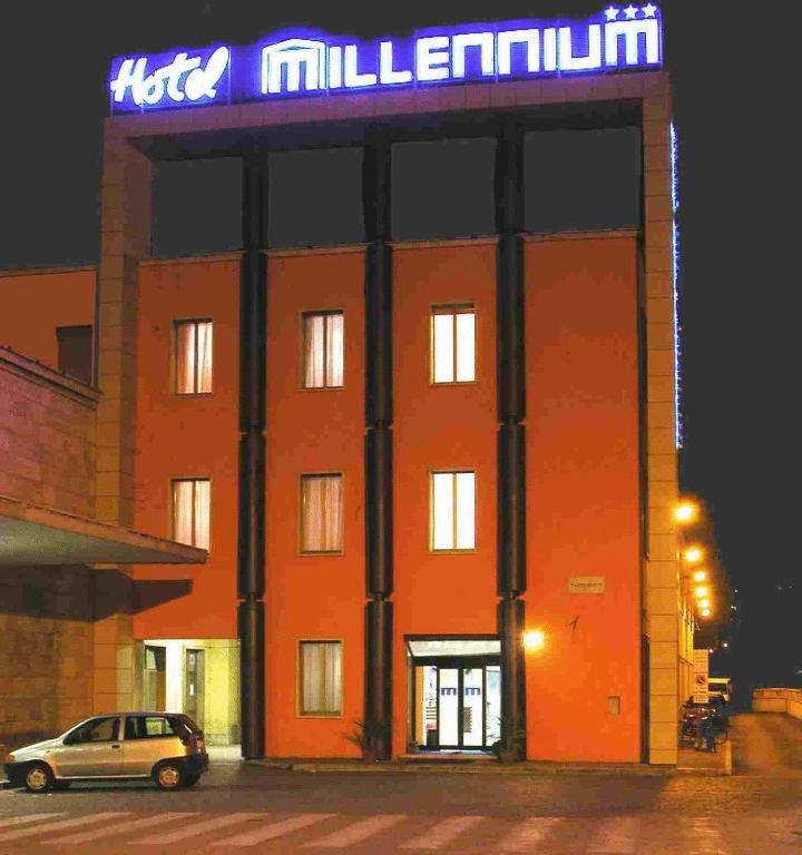 Hotel Millennium Palace