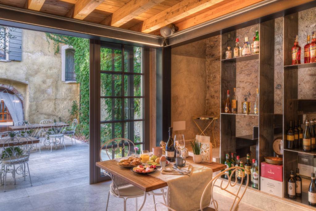 Nápoje v ubytování Corte Alma Spa and Luxury Home