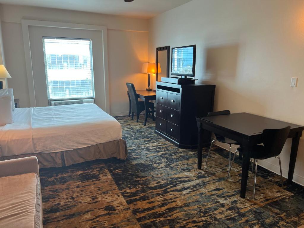 Sunchase Inn & Suites - King Suite Avec Canapé-lit
