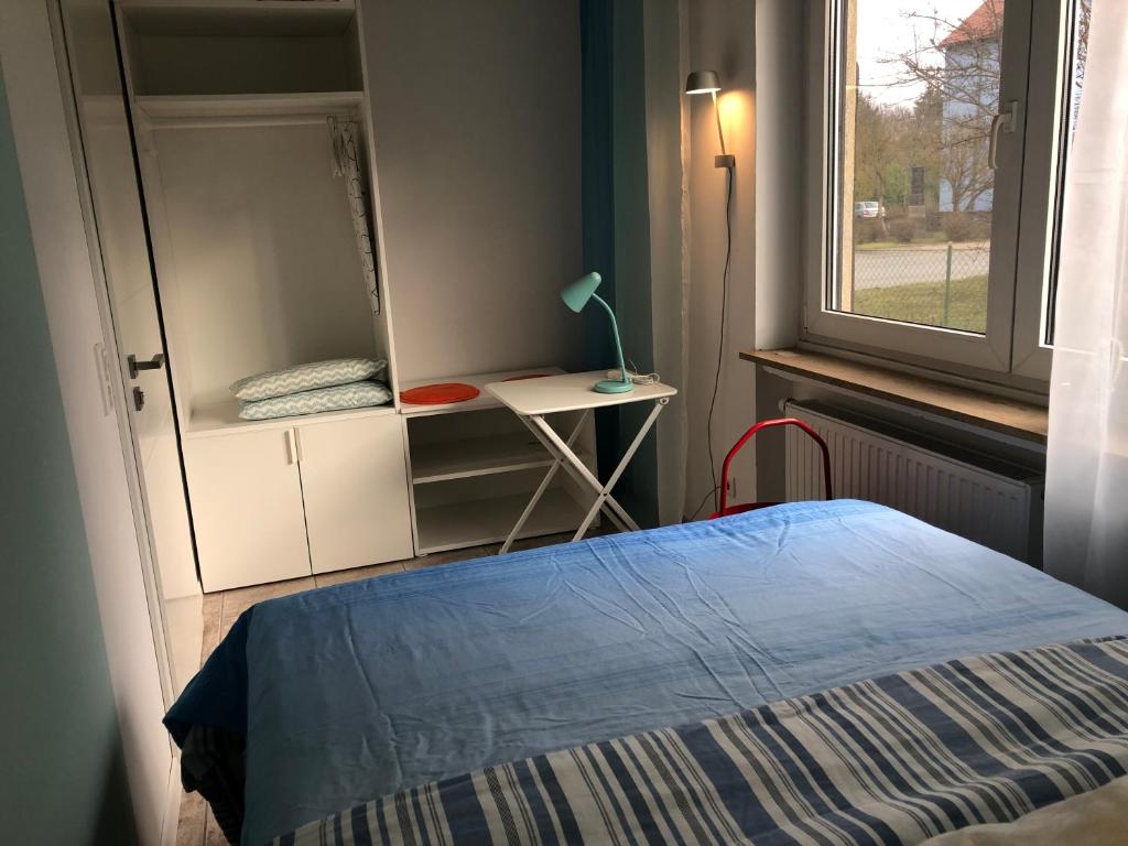 Mainstockheim by Kitzingen & Main mit Balkon und Kamin, 16 km nach Würzburg! - Eenpersoonskamer Met Gedeelde Badkamer