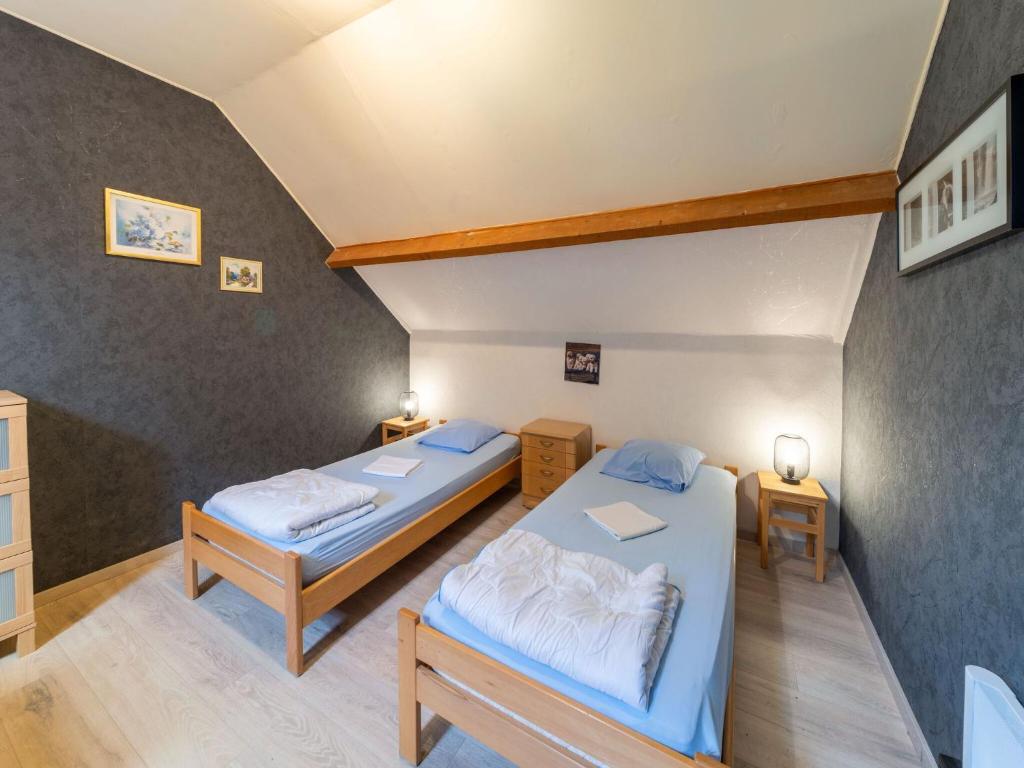 Postel nebo postele na pokoji v ubytování Holiday Home in Ardennes near La Roche Castle