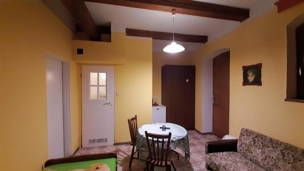 Orzechowy Dworek - Habitación Doble Con Baño Privado