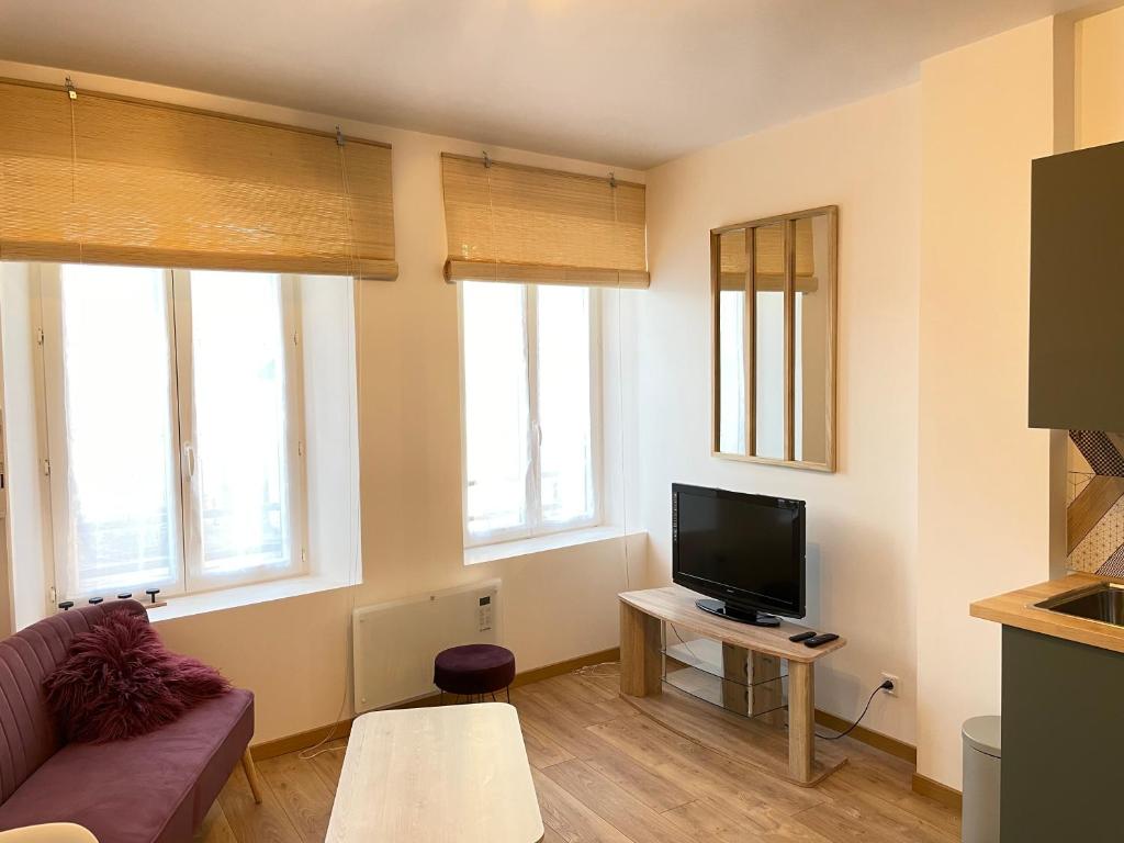 Charmant appartement centre ville Neuilly Saint Front - Housity
