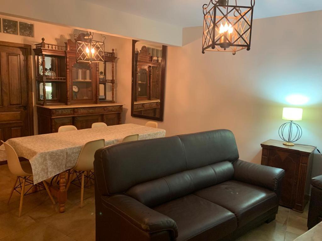 Posedenie v ubytovaní La Casa Verde en Sanabria de 4 habitaciones y 2 baños