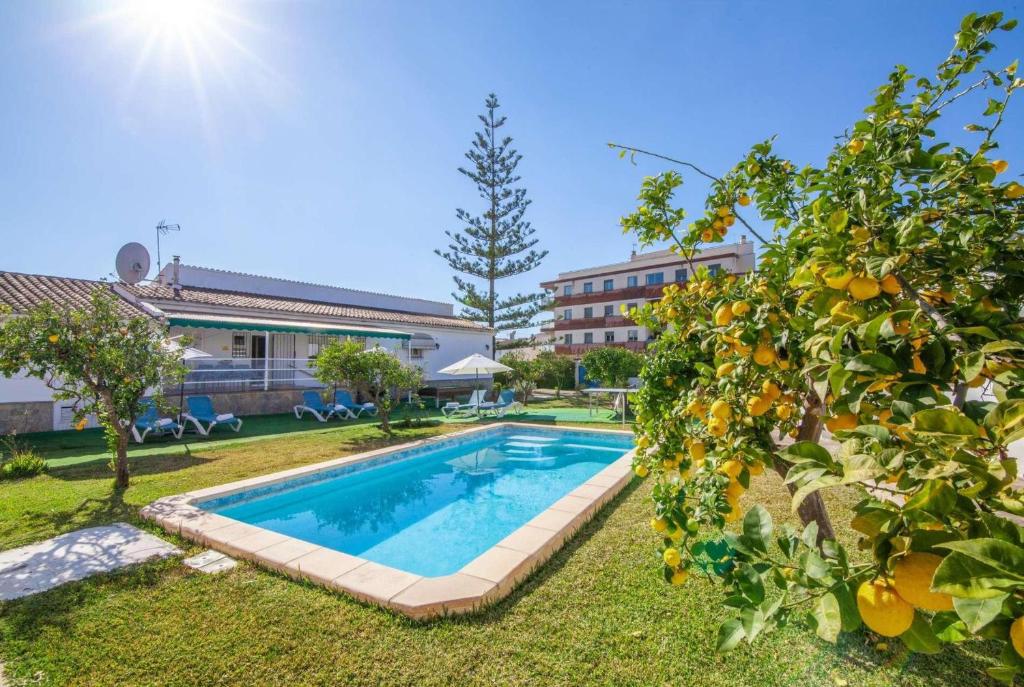 Piscina en o búsqueda de Montemar
