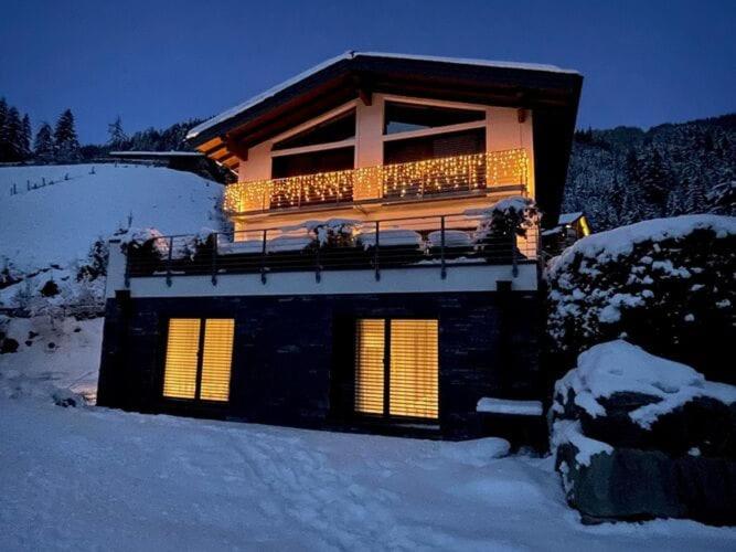 Apartment in Untertauern near ski area v zimě