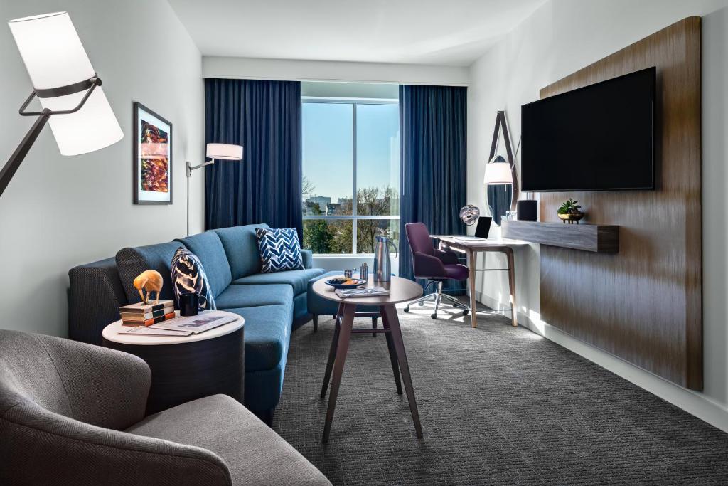 Crowne Plaza - North Augusta, an IHG Hotel - King Suite Met één Slaapkamer