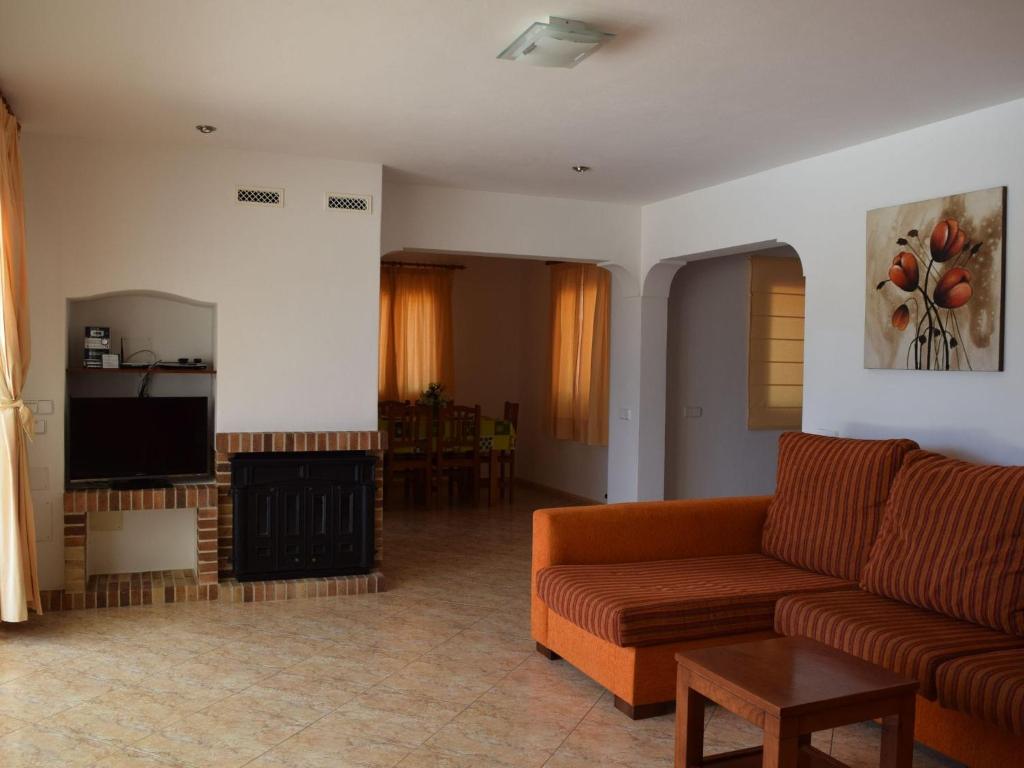 Cozy Villa in Sant Josep de sa Talaia with Private Pool, Sant ...