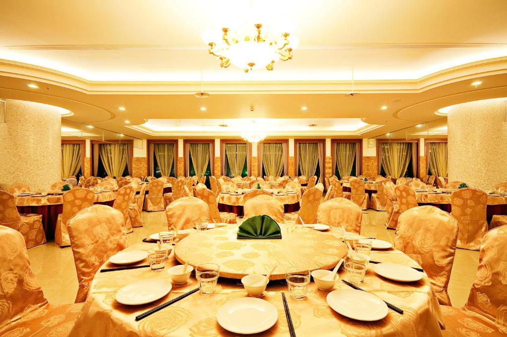 Posezení v ubytování Yaling Hotel