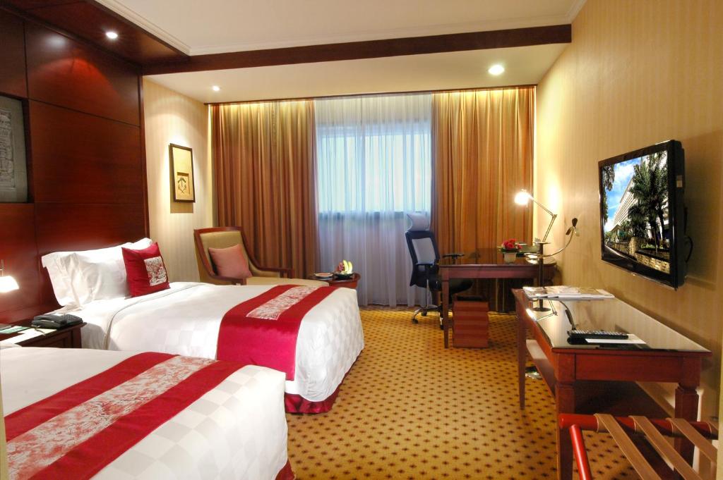 Hotel Borobudur Jakarta - Premier Deluxe Twin Room