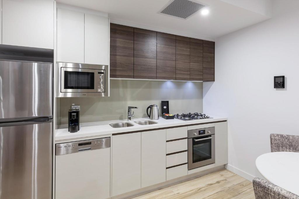 Meriton Suites Southport - Resim 36