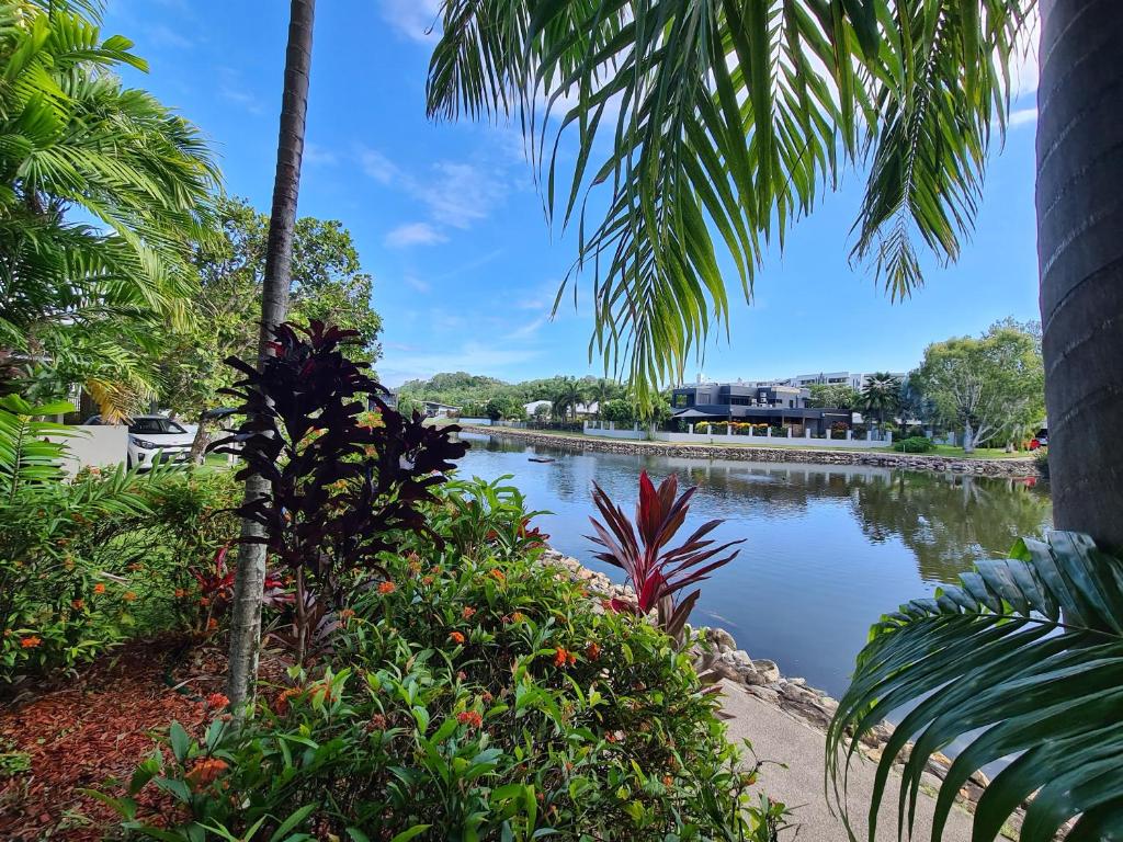 unavaiable, Trinity Beach (updated prices 2024)