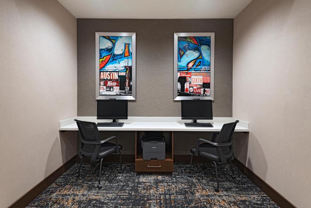 Hyatt Place Austin Lake Travis/Four Points photo