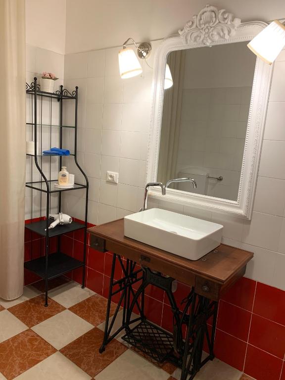 A bathroom at St Paul House Boutique & Apartment