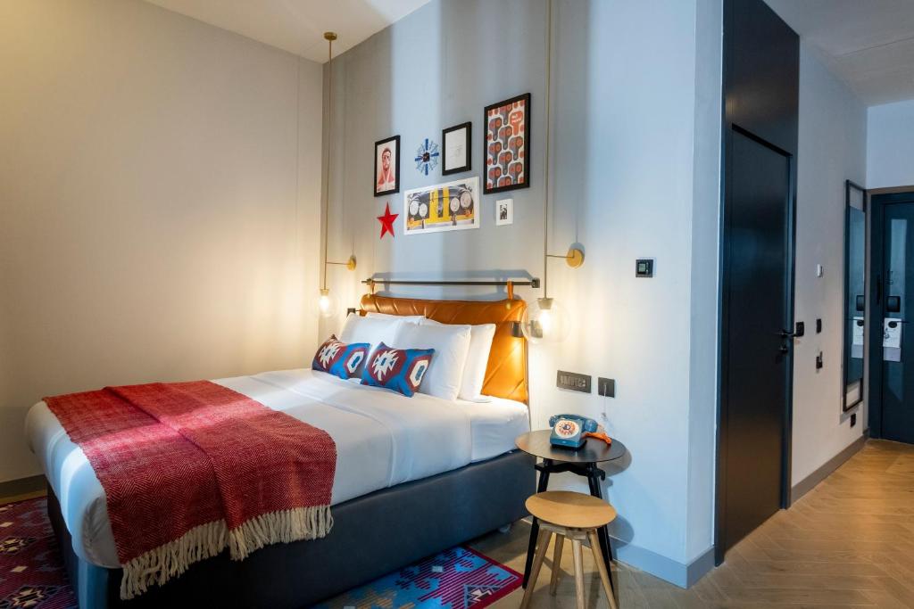 Postel nebo postele na pokoji v ubytování Hotel Indigo Belgrade by IHG