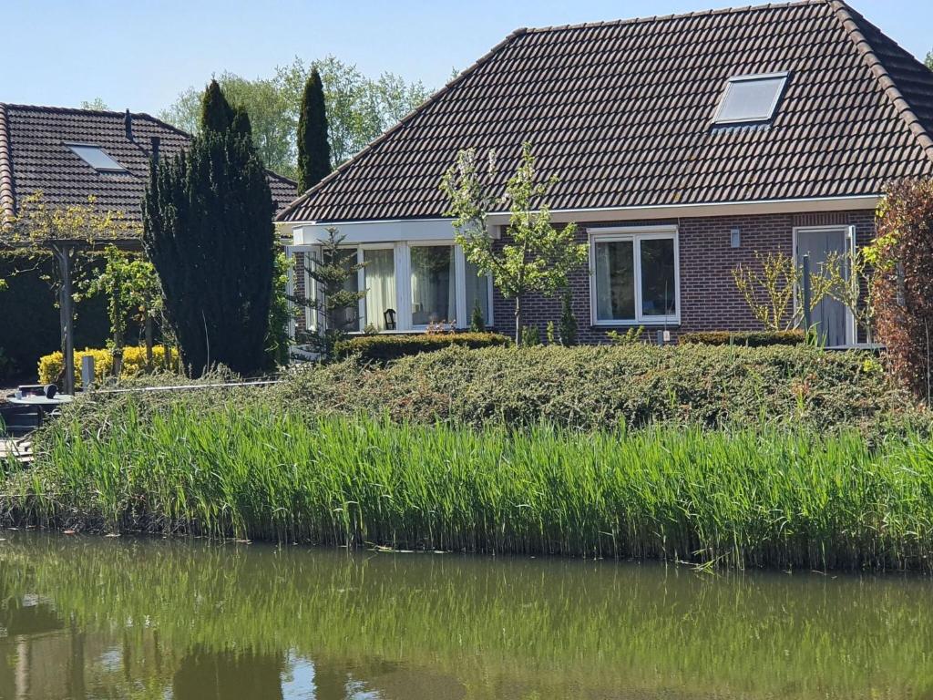 Photo de la galerie de l'établissement Boutique Holiday Home in Zeewolde with Swimming Pool, à Zeewolde