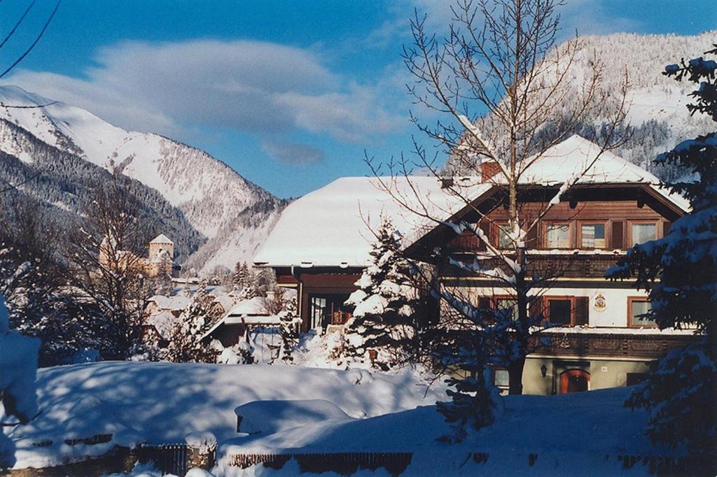 Fotografia z galérie ubytovania Pension zur Heiligen Krone v destinácii Mauterndorf