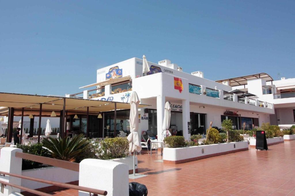 Zdjęcie z galerii obiektu Casa Azucena apartamento cerca de la playa con piscina comunitaria w mieście San Juan de los Terreros