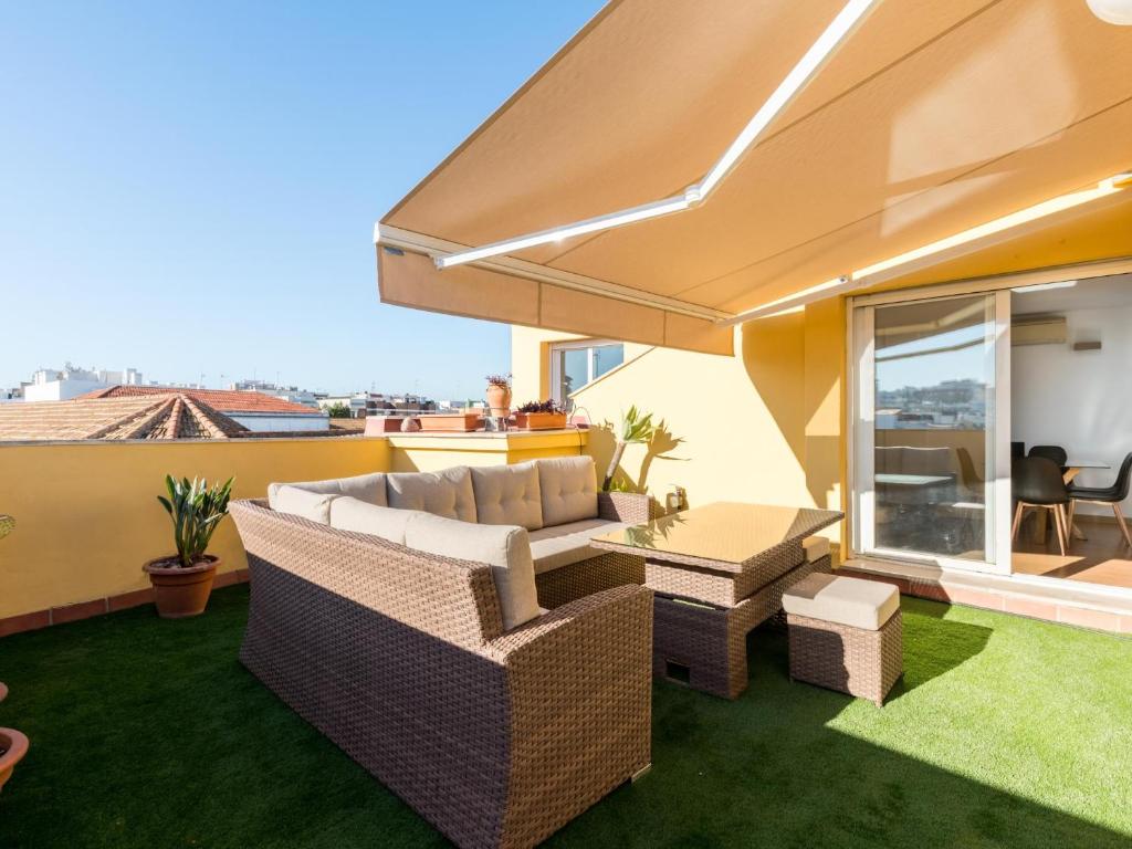 Rd2 aparcamiento incluido triana terraza privada, Sevilla ...
