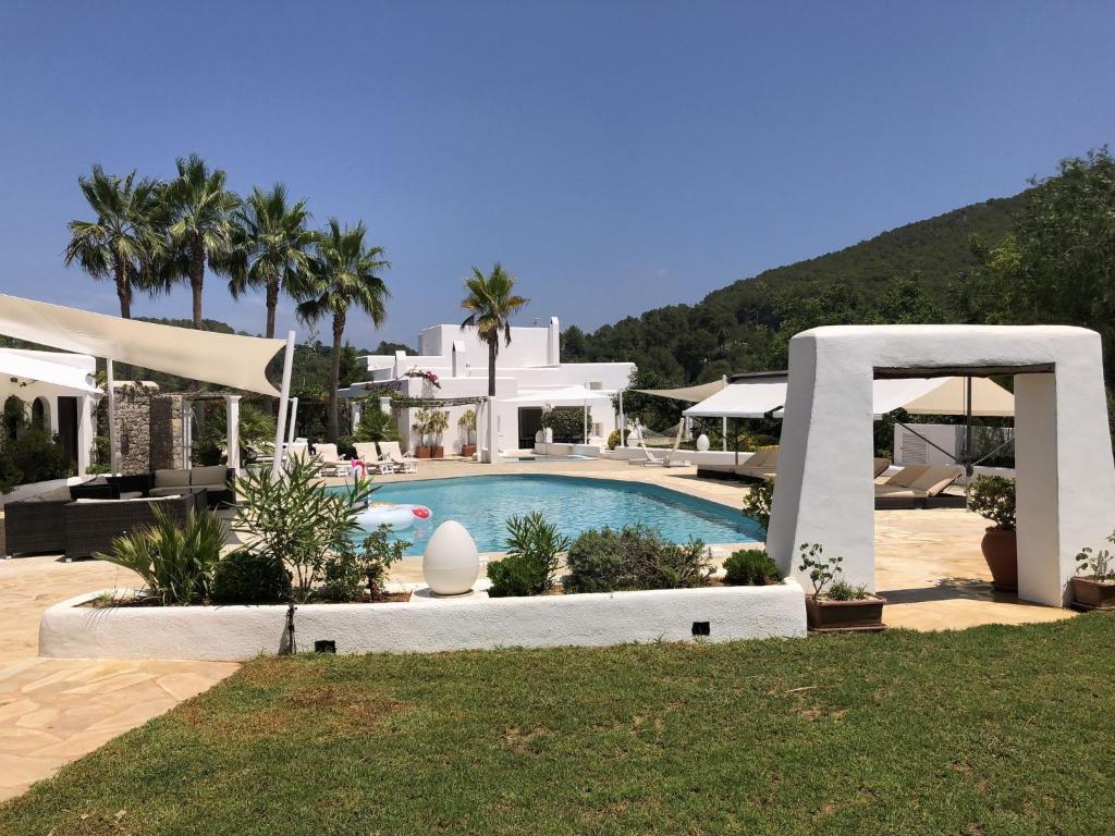 Farmhouse in Sant Miguel de Balansat with Pool, Sant Miquel ...